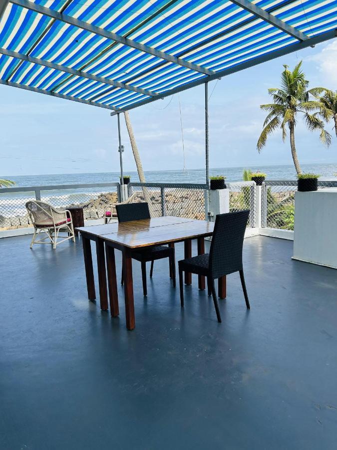 Chameleon Beach Resort, Cherai Kochi Exterior foto