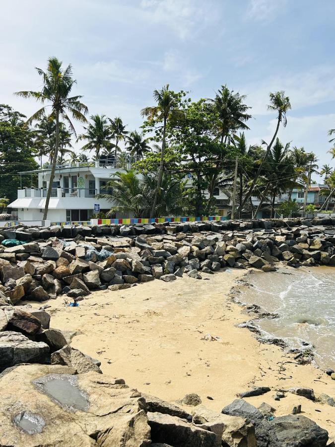 Chameleon Beach Resort, Cherai Kochi Exterior foto